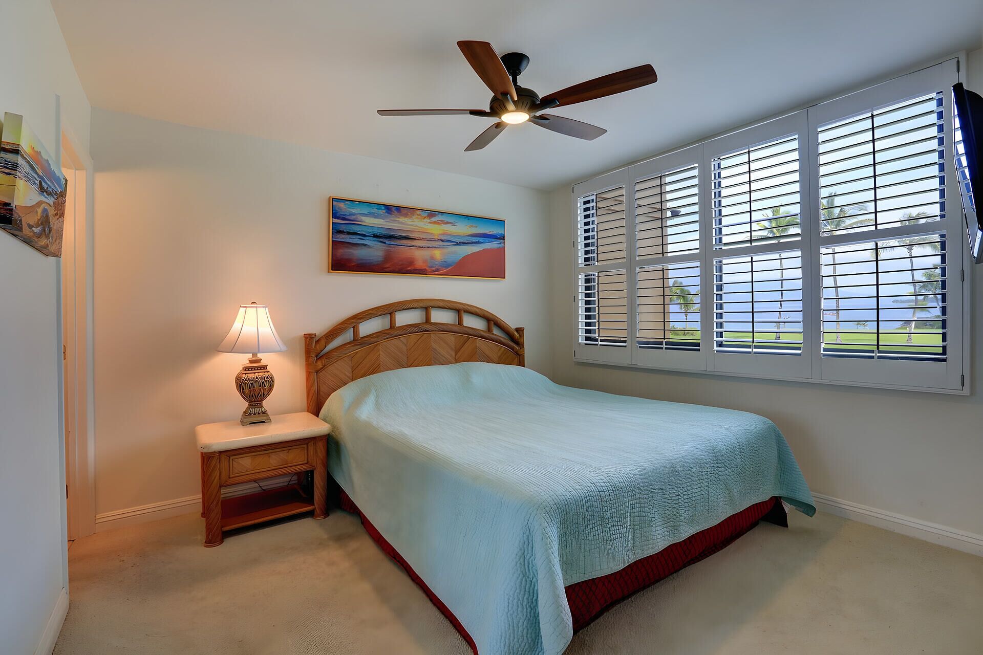 4 habitaciones, tabla de planchar con plancha, wifi y ropa de cama 