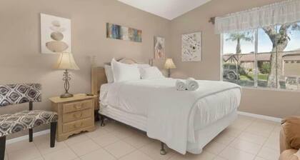 MusicLovers Pool/Spa, Game Room & Bocce Oasis