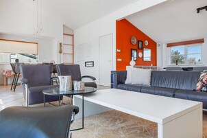 House | Living room