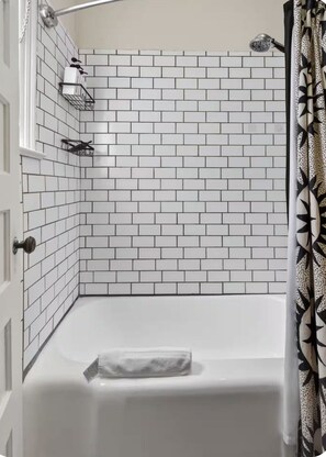 Bathroom - Downtown CO Springs 1BR Cottage with Sunroom (Colorado Springs)
