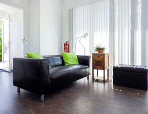 Living room - Luxury Couples Retreat in Sluis (Sluis)