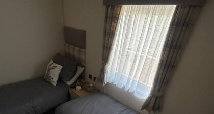 6 Berth, Ideal for Edin Fringe, Tattoo, etc
