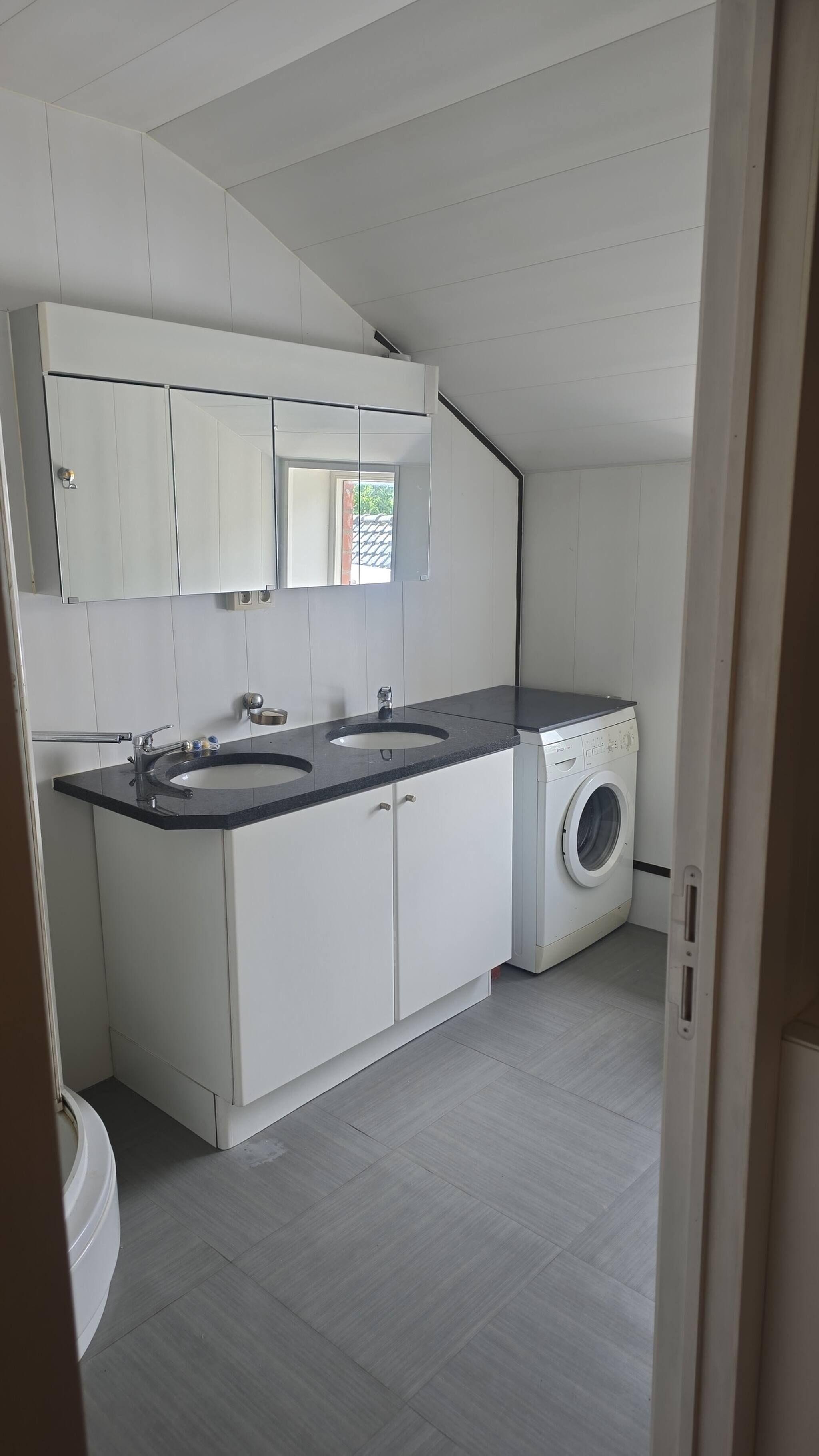 Apartment, 2 Bedrooms, Terrace | Laundry