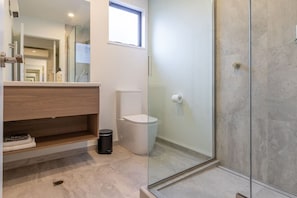 Bathroom - Brand New Townhouse Walk to CBD | Parking + EV (Christchurch)