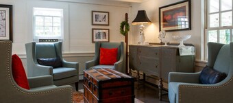 An Unforgettable Escape at the Hammer House at Three Hammers Winery.