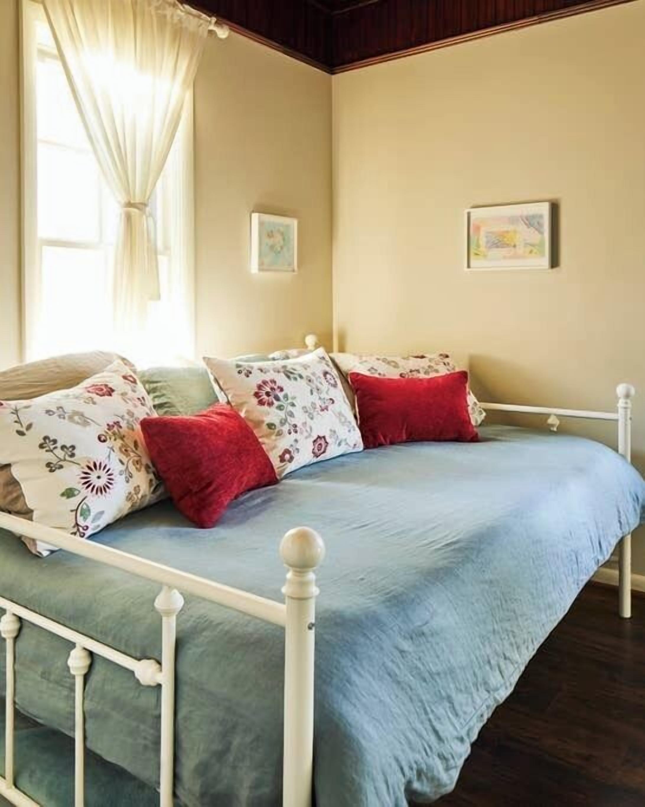 2 Schlafzimmer, Bügeleisen/Bügelbrett, Reisekinderbett, WLAN