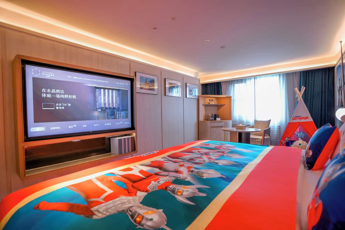 Habitación triple Prestigio, para no fumadores | Edredón, camas con efecto memoria y artículos del minibar gratis