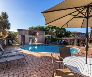 Pool - “Kīhei Hideaway” @Maui Vista, 30 Sec the Beach, Ground Floor, King Bed & AC (Kihei)