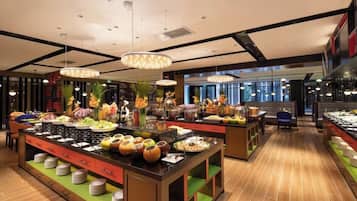 Daily buffet breakfast for a fee