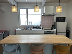 Basic House, 2 Bedrooms, City View | Private kitchen - Zeni House (Otaru City)