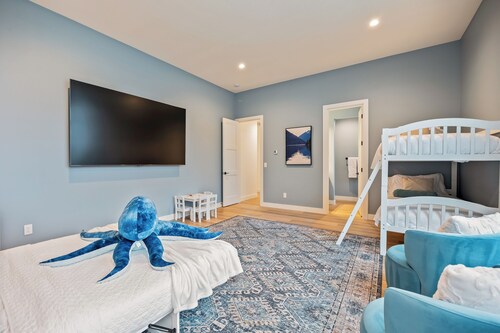 Lakeside Oasis - Your Private Lake Chelan Resort Lakeside Oasis - Your Privat...