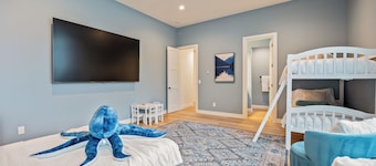 Lakeside Oasis - Your Private Lake Chelan Resort Lakeside Oasis - Your Privat...