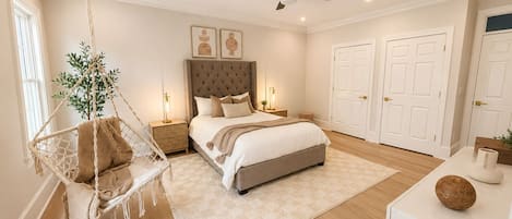 7 bedrooms, desk, iron/ironing board, WiFi