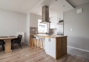 Private kitchen - Bielany Boutique Apartment (Warszawa)