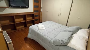 Standard-Doppelzimmer, eingeschränkter Meerblick | Kostenloses WLAN
