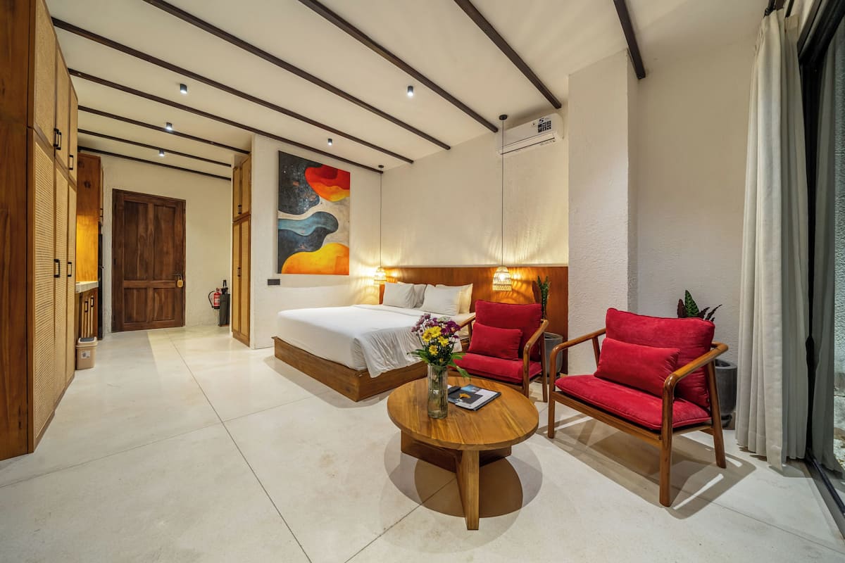 Apartamento com design assinado, 1 quarto, vista para o rio | Cofres nos quartos, Wi-Fi de cortesia, roupa de cama