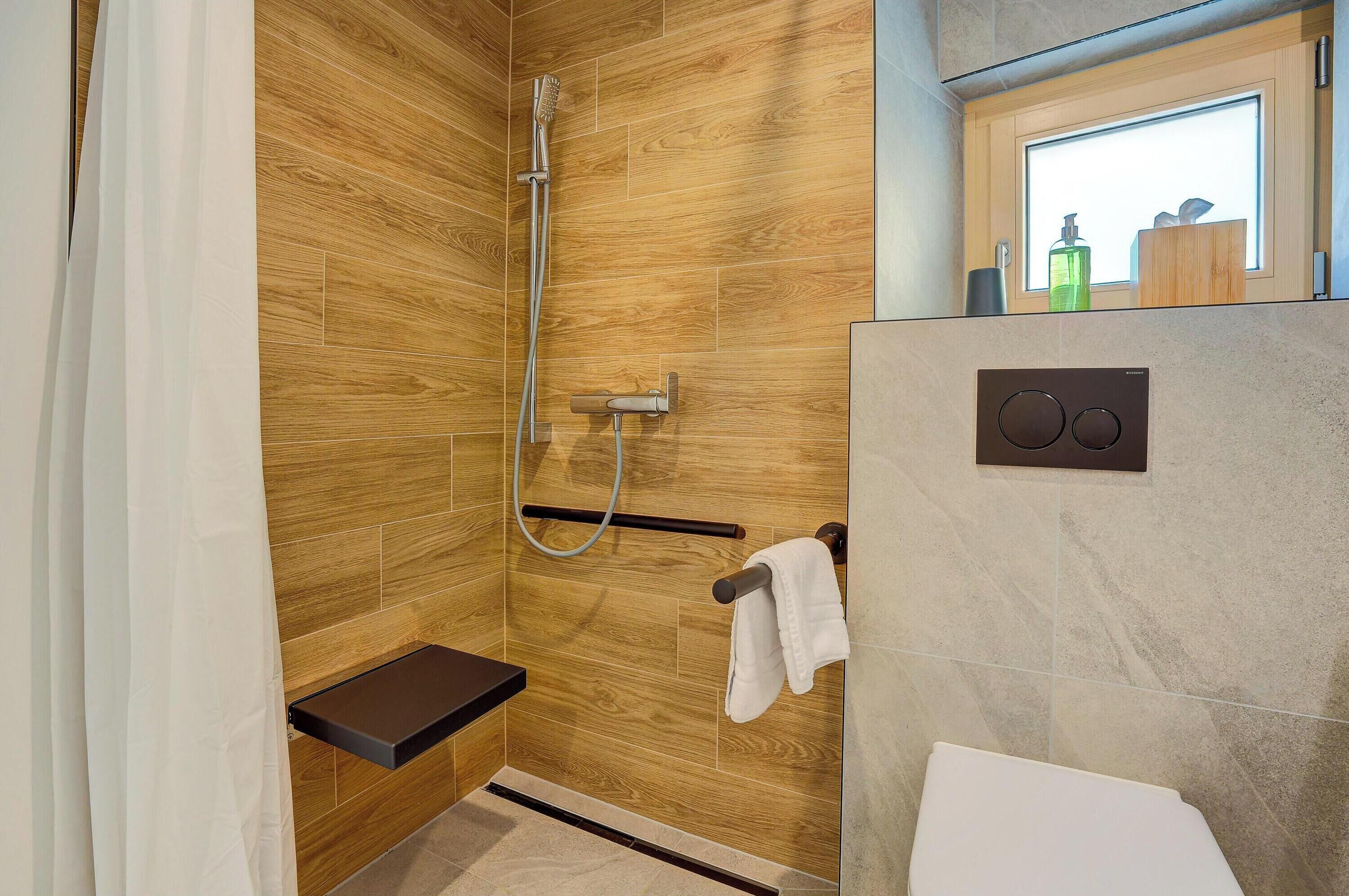 Bagno con doccia