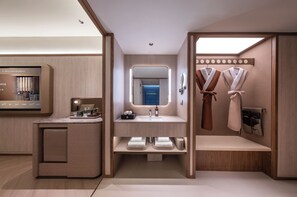 Classic Single Room, Housekeeping | Bathroom - Crystal Hotel BJ Guomao Jianguomen CBD (Beijing)
