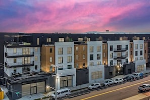 Exterior - Walk to Broadway · Rooftop + Gym · Private Balcony (Nashville)