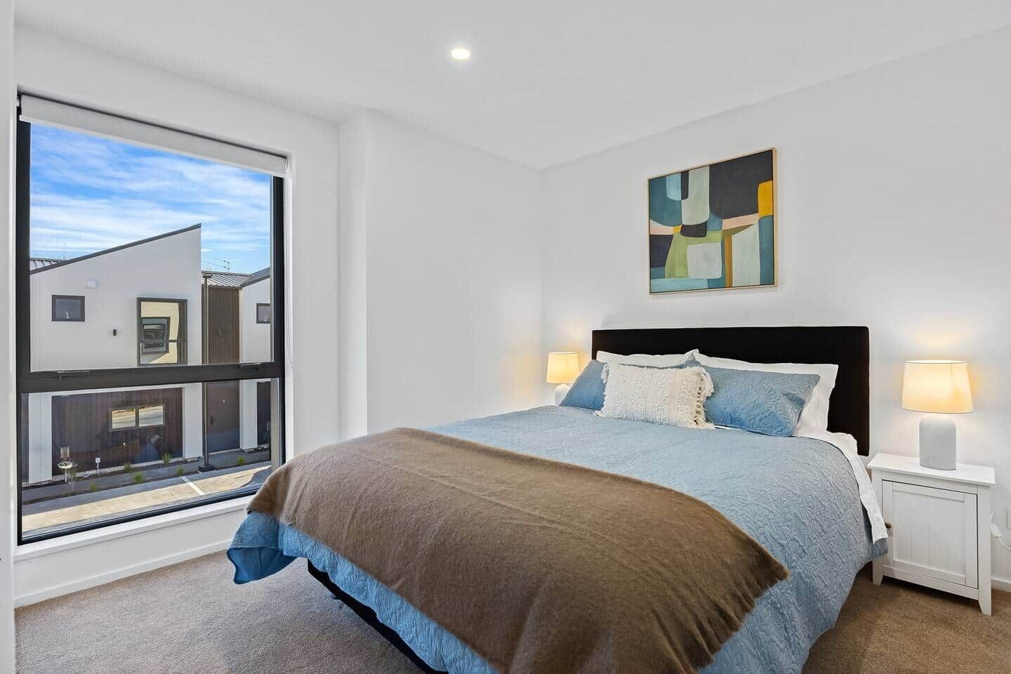 2 habitaciones, tabla de planchar con plancha y wifi gratis 