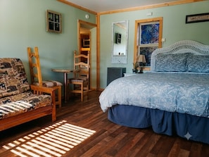 1 bedroom, WiFi (free), bed sheets