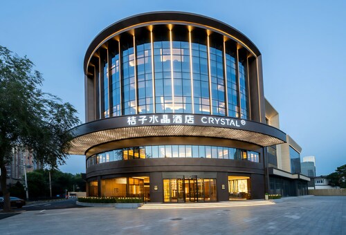 Crystal Hotel BJ Lize Biz Dis Center