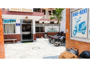 Exterior - Hotel Divya Garhwal Rishikesh (Rishikesh)