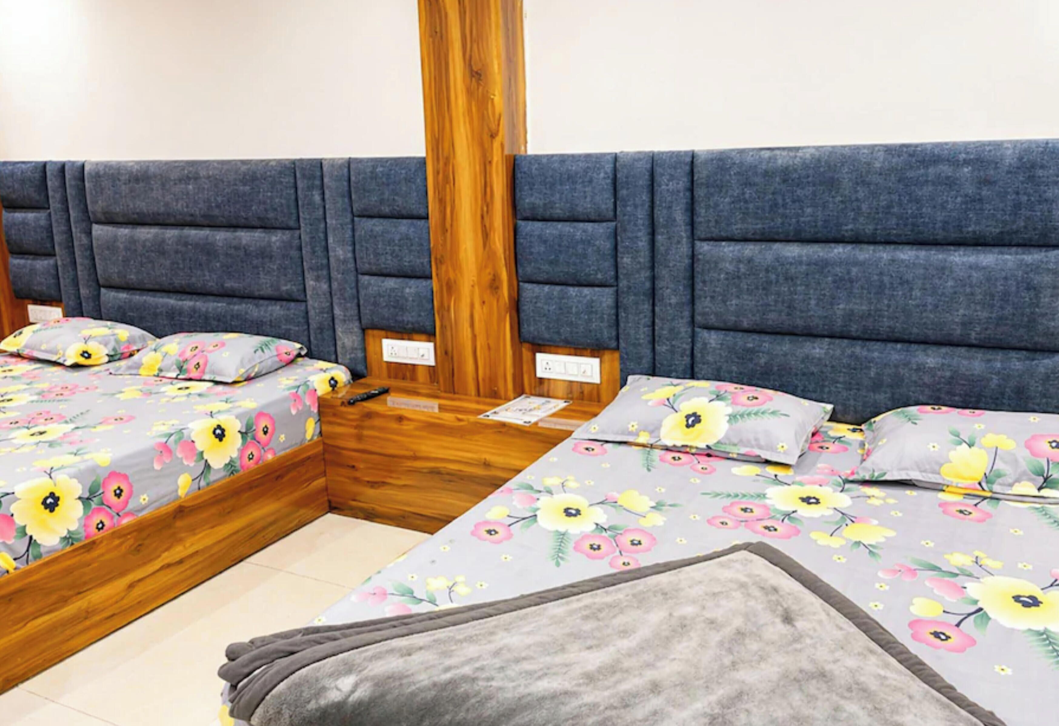 Habitación familiar, Aire acondicionado | Ropa de cama hipoalergénica, escritorio, sistema de insonorización
