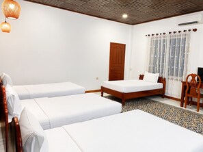 Minibar, desk, laptop workspace, free WiFi - ASANA (Siem Reap)