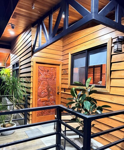 Cabaña privada con jacuzzi en La Fortuna, Cerca del Volcan Arenal y Catarata.