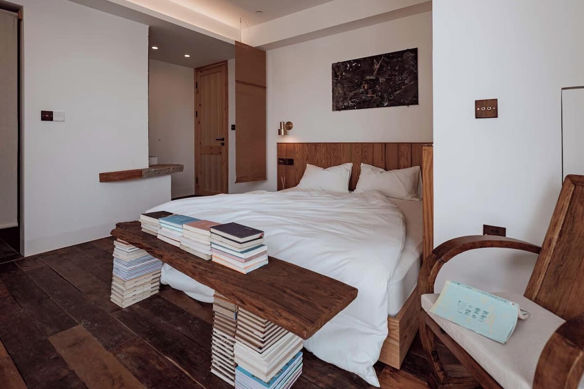 Suite Deluxe, balcón, vista al río | Ropa de cama de alta calidad, edredón y cortinas blackout 
