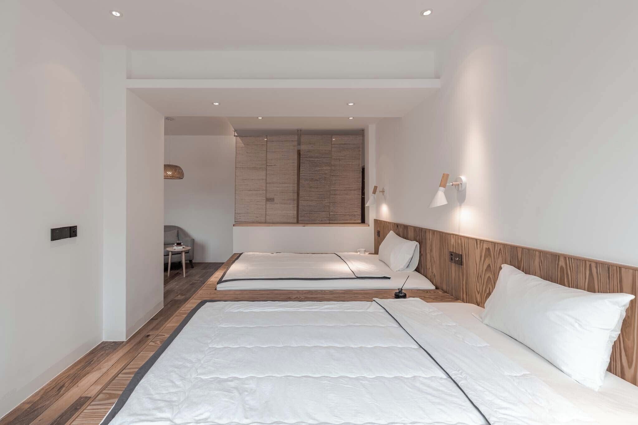 Luxury-Suite, Balkon, Flussblick | Hochwertige Bettwaren, Daunenbettdecken, Verdunkelungsvorhänge