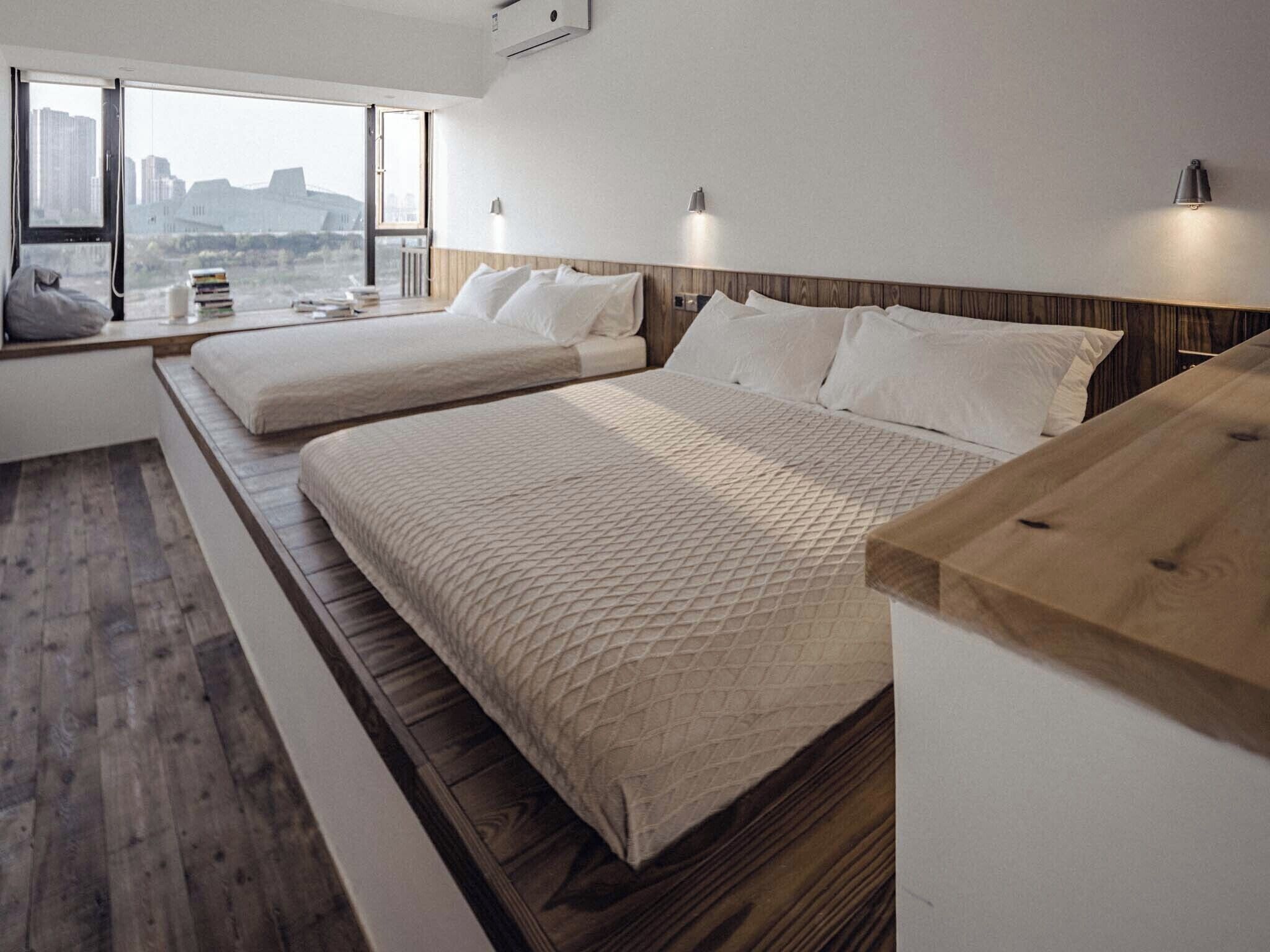 Ropa de cama de alta calidad, cubrecamas y cortinas blackout 