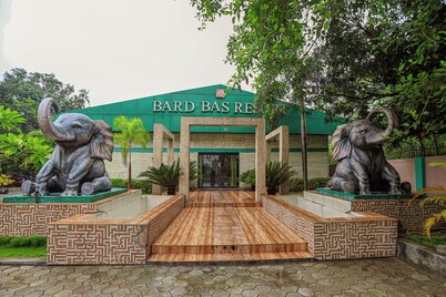 Bardibas Resort