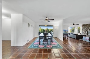 Dining - Beautiful 4-bedroom house with AC in charming Fallbrook (Fallbrook)