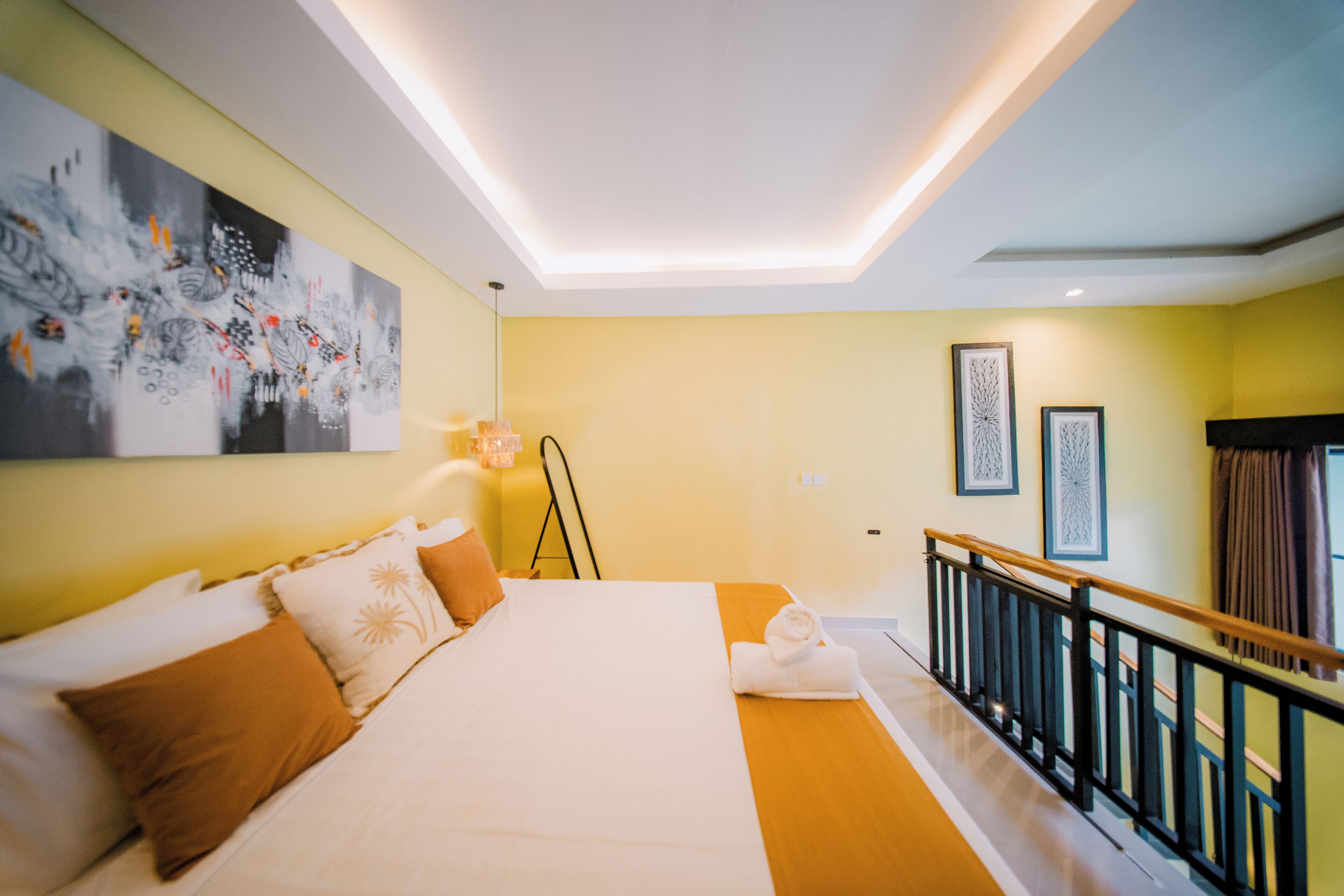 Loft superior, vista a la alberca | Escritorio, espacio para trabajar con laptop y wifi gratis 