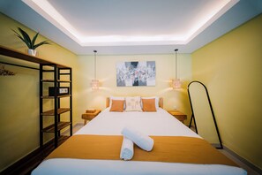 Superior Loft, Pool View - The Loloan Loft (Badung)