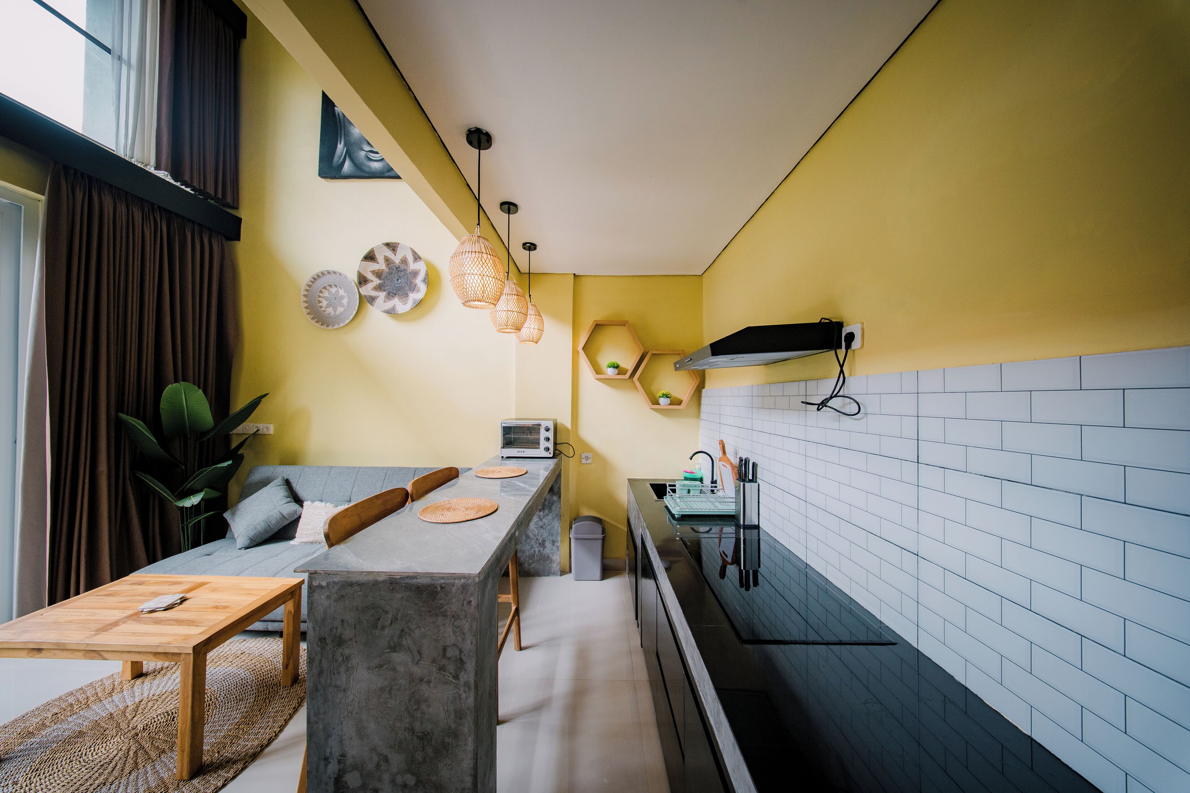 Superior Loft, Pool View | Interior