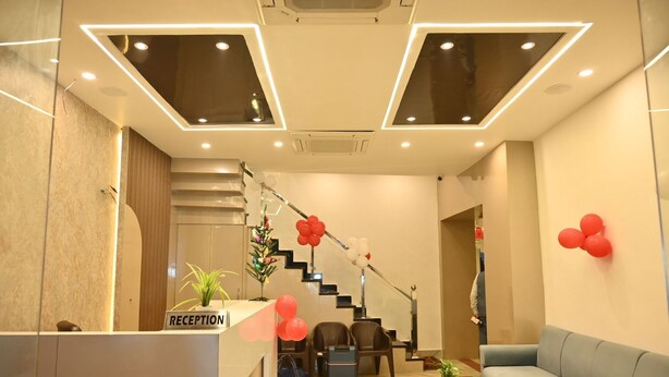 Lobby - The Kesar Inn (Lucknow)