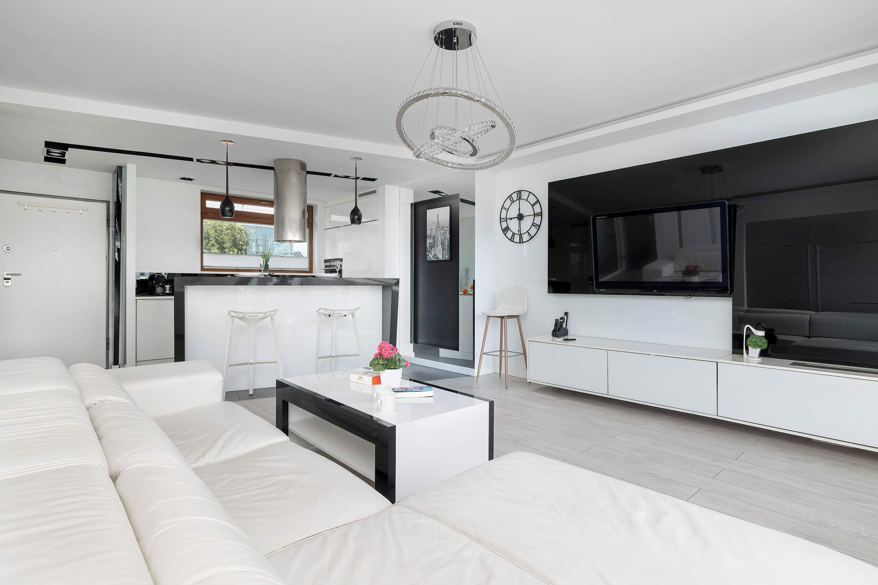 TV, offices