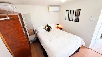 2 quartos, ferros/tábuas de passar roupa, Wi-Fi de cortesia