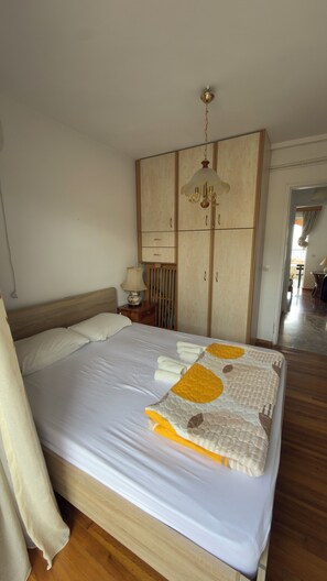 3 Schlafzimmer, Bügeleisen/Bügelbrett, WLAN, Bettwäsche