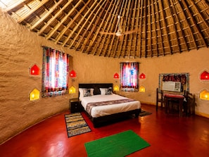 Bed sheets - Sariska Tiger Lodge (Rajgarh)