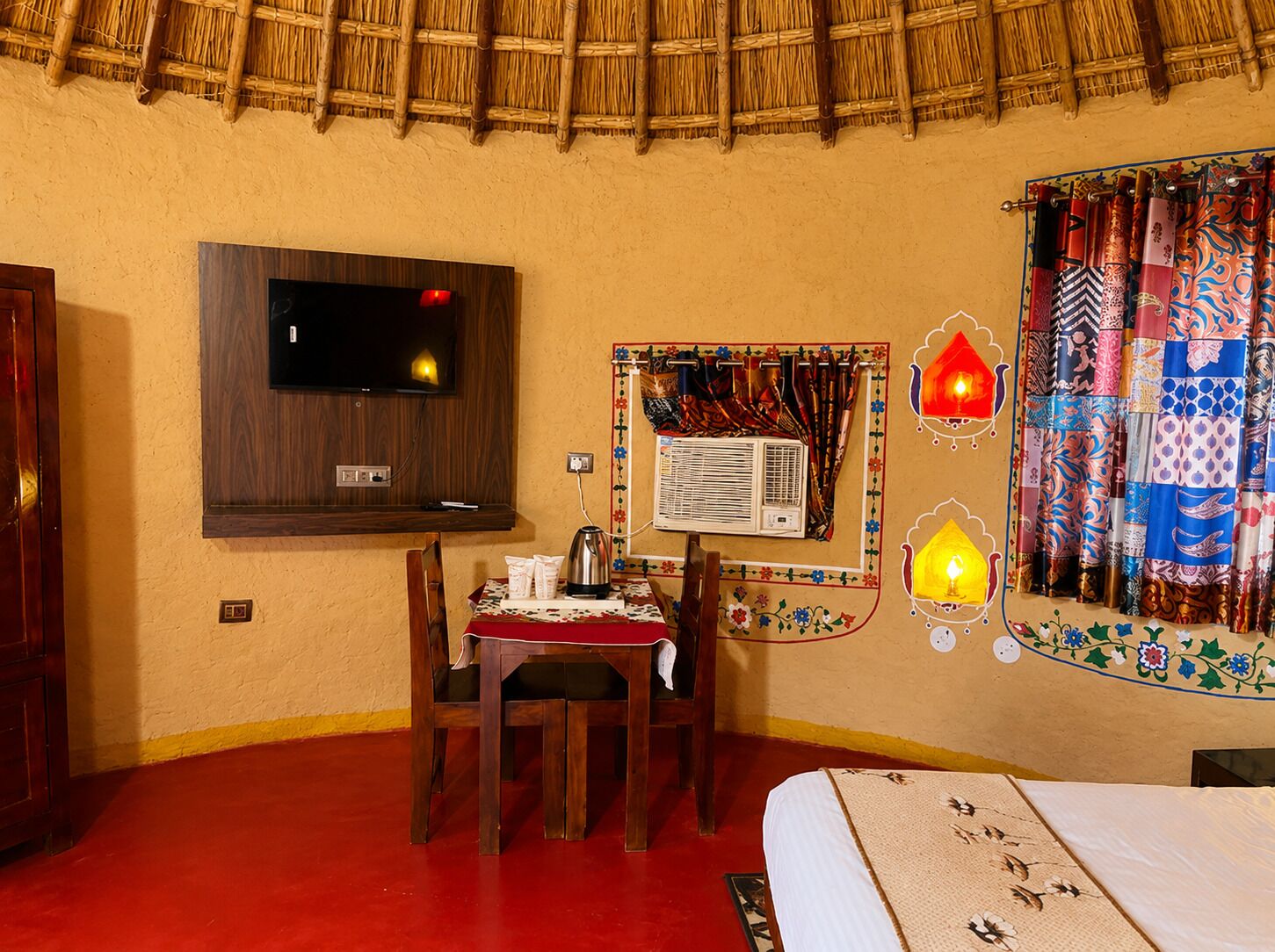 Mud Cottage | In-room dining