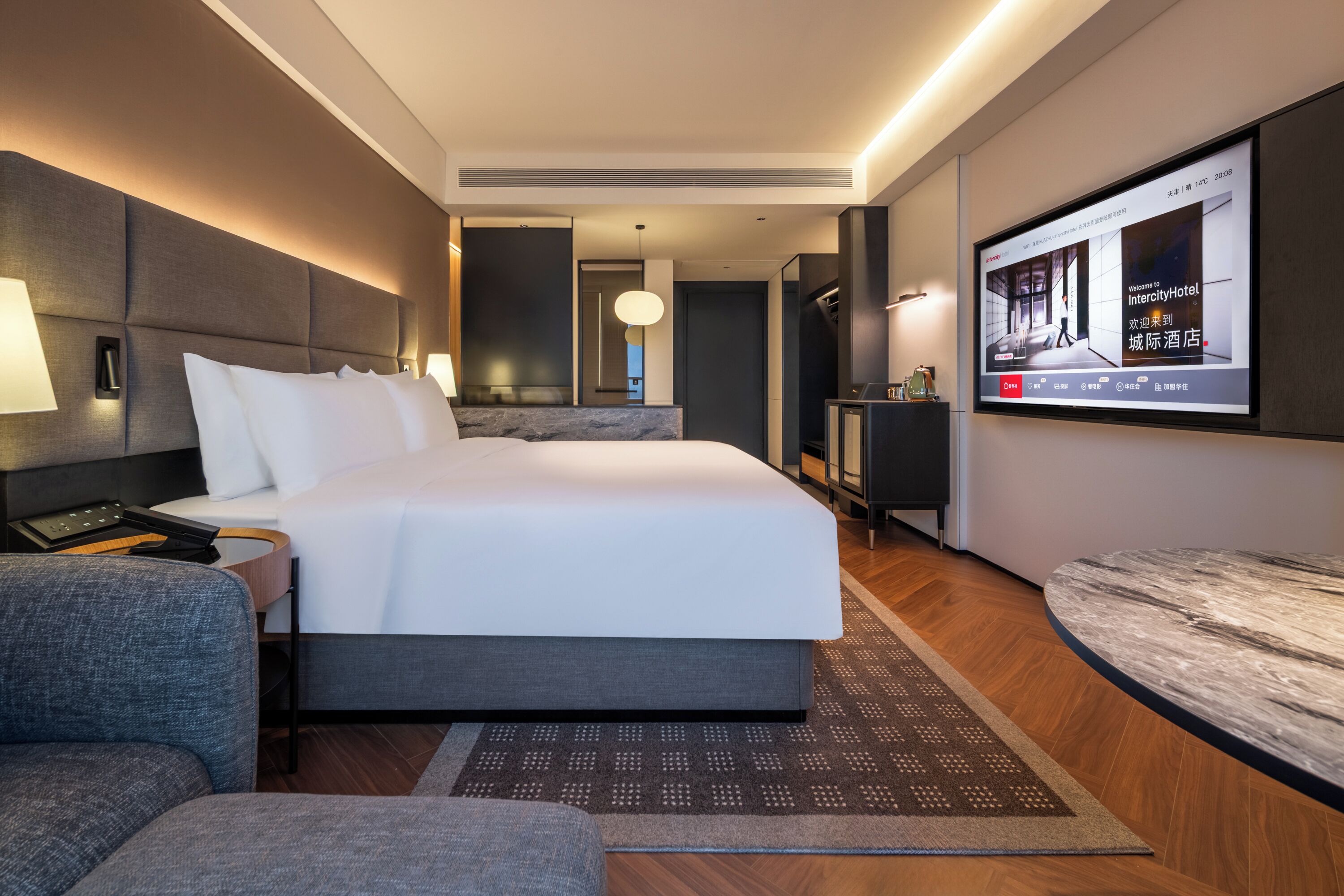 Basic Single Room, River View | Minibar (free items), desk, blackout drapes, iron/ironing board