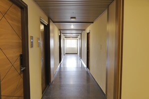 Unclassified image, 2 of 16, button