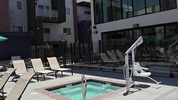 Apartment, 1 Schlafzimmer, barrierefrei | Pool