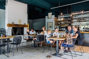 Dining - Vrbo Property (Maasbree)
