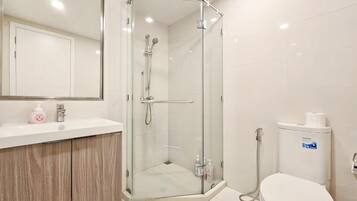 Căn hộ, 2 phòng ngủ | Phòng tắm