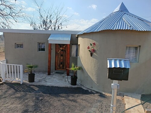 11 on High Airbnb za